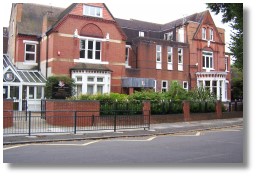Newland House School